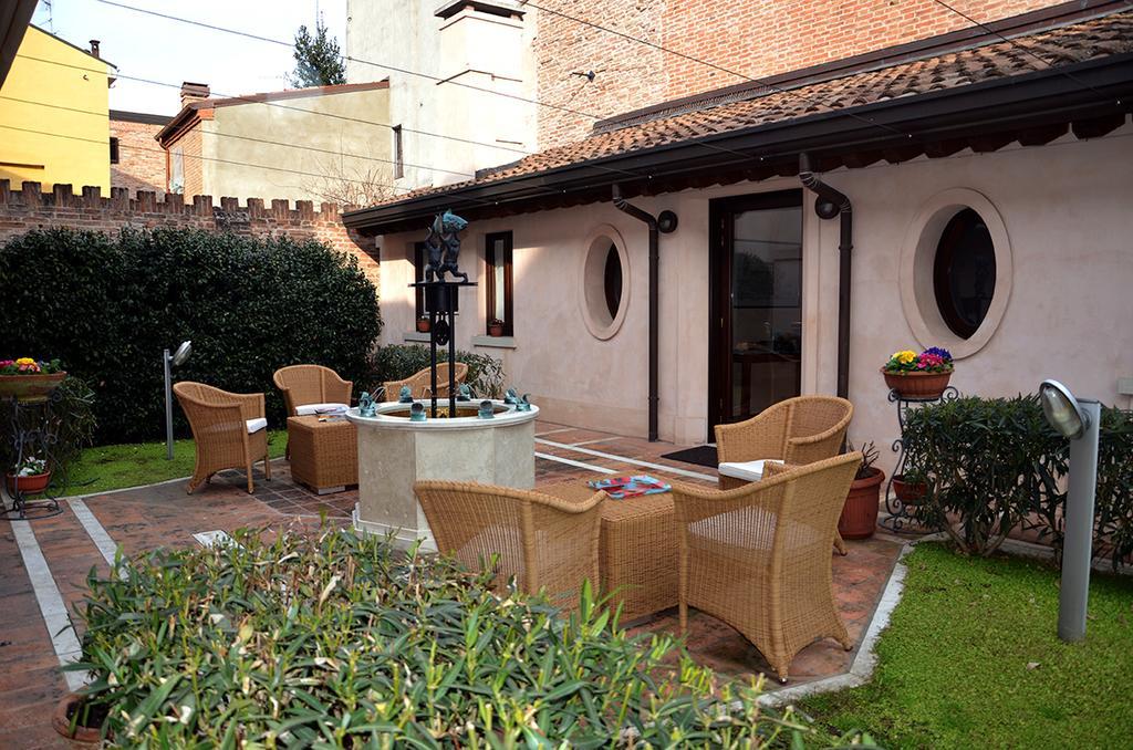 Dolcemela Otel Ferrara Dış mekan fotoğraf