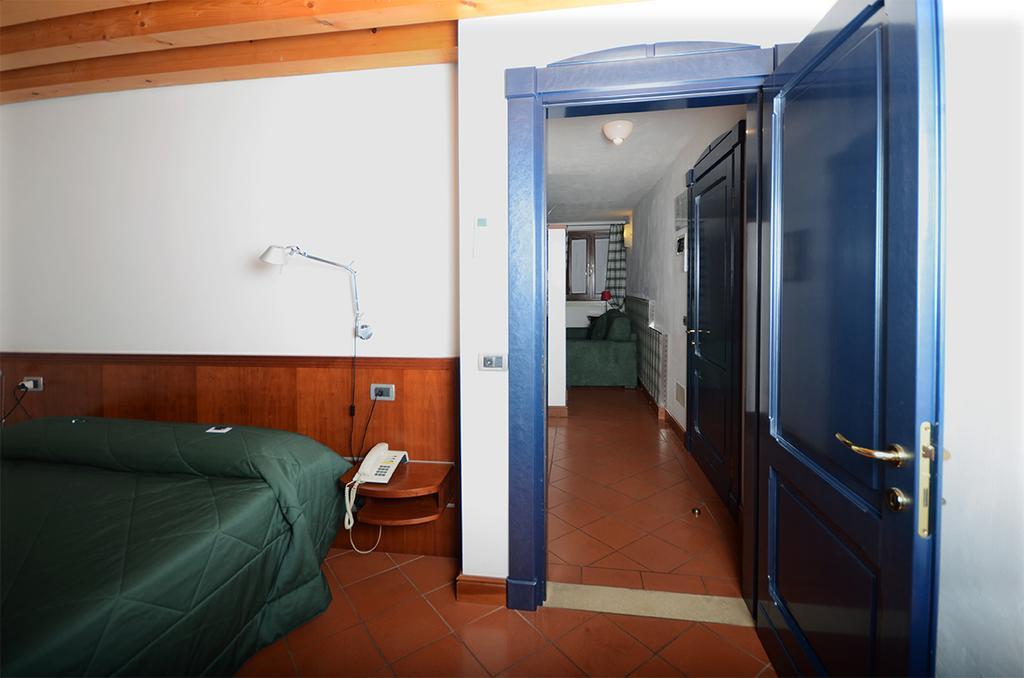 Dolcemela Otel Ferrara Oda fotoğraf