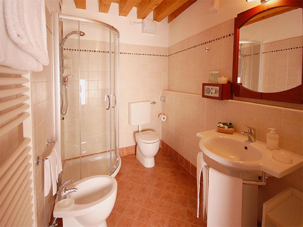 Dolcemela Otel Ferrara Oda fotoğraf